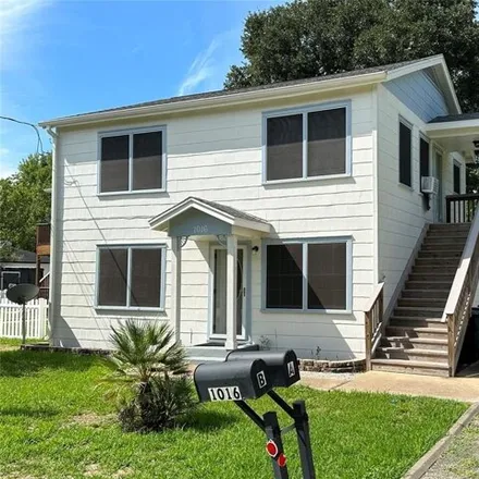 Rent this 2 bed house on 1020 South Booth Lane in Alvin, TX 77511