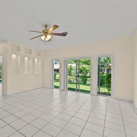 Image 3 - Lakeview Drive, Coral Springs, FL 33071, USA - House for sale