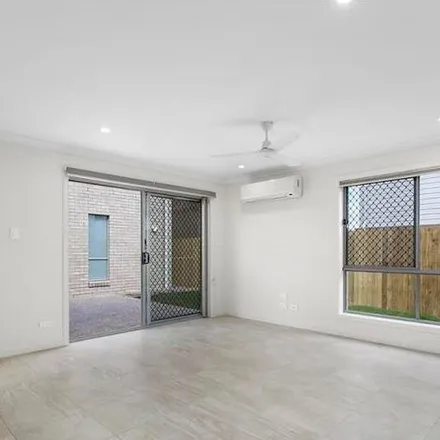 Image 8 - Greenhill Street, Redbank Plains QLD 4301, Australia - Apartment for rent