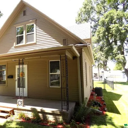 Buy this 4 bed house on 2709 S Coral St in Sioux City, Iowa