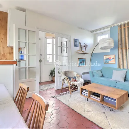 Image 4 - 32 Rue Pierre Semard, 75009 Paris, France - Apartment for rent
