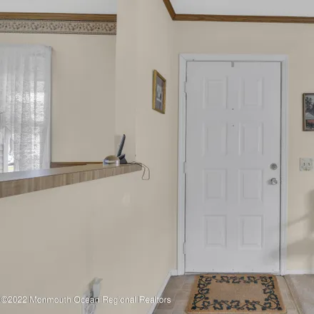 Image 7 - 16 Doral Drive, South Toms River, Ocean County, NJ 08757, USA - House for sale
