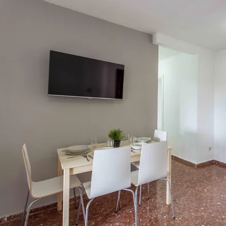 Image 5 - Carrer d'Alboraia, 26, 46010 Valencia, Spain - Room for rent