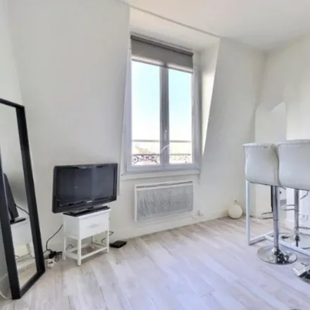 Image 4 - 34 Avenue de Clichy, Paris, France - Apartment for rent