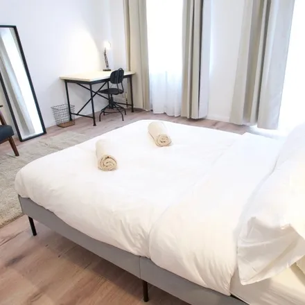 Rent this 3 bed room on Labels Berlin 1 in Hafenvorfahrt, 10245 Berlin