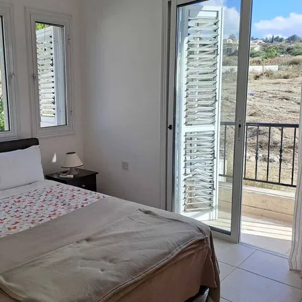 Rent this 3 bed house on 8577 Κοινότητα Τάλας