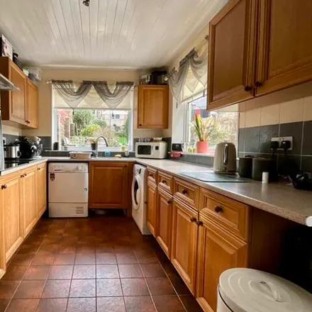 Image 2 - Abertillery Road, Bournville, NP13 3DS, United Kingdom - Townhouse for sale
