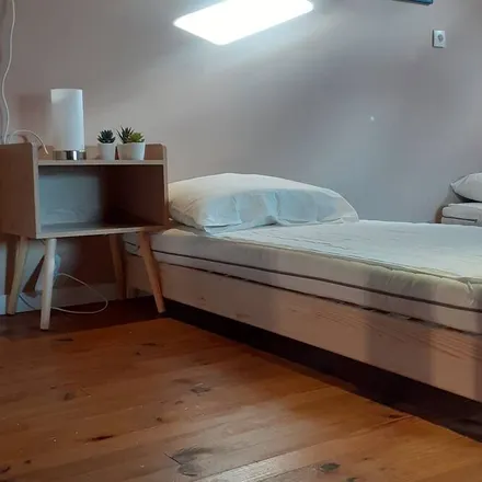 Rent this 3 bed house on 26240 Saint-Barthélemy-de-Vals
