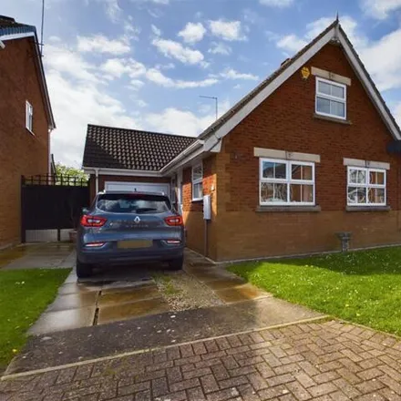 Buy this 3 bed house on Cherry Tree Close in Bilton, HU11 4EZ