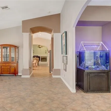 Image 9 - 18 Lost Mountain Court, Henderson, NV 89074, USA - House for sale