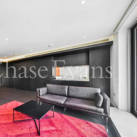 Image 2 - Pan Peninsula, Pan Peninsula Square, Canary Wharf, London, E14 9SL, United Kingdom - Apartment for rent