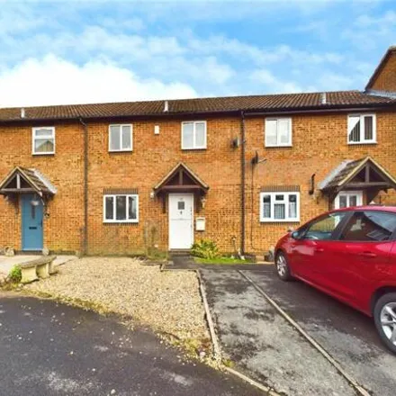 Rent this 2 bed townhouse on 36-40 in Falcon Fields, Aldermaston