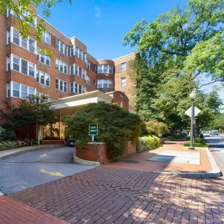 Image 1 - 2512 Q Street Northwest, Washington, DC 20235, USA - Condo for sale