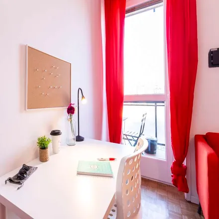 Rent this 4 bed room on Veneta Cucine in Viale Tibaldi, 20136 Milan MI