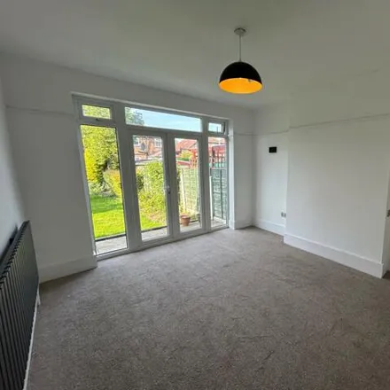 Image 3 - Clough Avenue, West Timperley, M33 4HU, United Kingdom - House for rent
