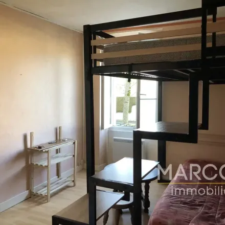 Rent this 1 bed apartment on 1 Rue du Guichet in 23300 La Souterraine, France