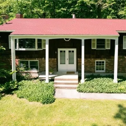 Buy this 4 bed house on 48 Wawayanda Road in Warwick, NY 10990