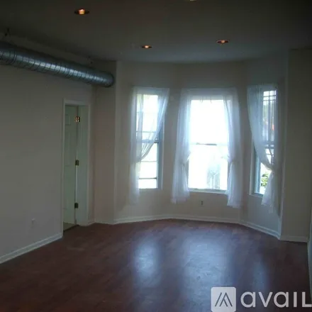Image 6 - 3046 W Lyndale St, Unit 2nd Floor - Apartment for rent