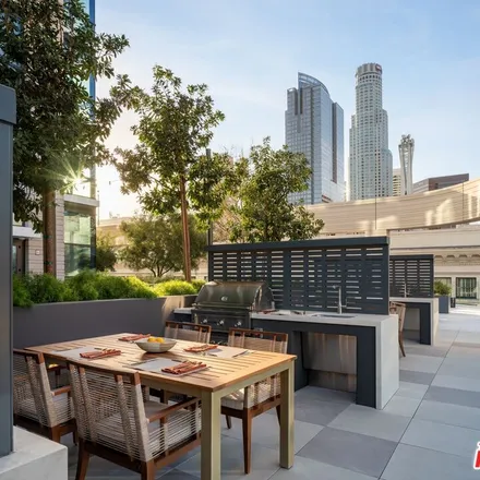 Buy this 2 bed condo on Perla in 400 South Broadway, Los Angeles