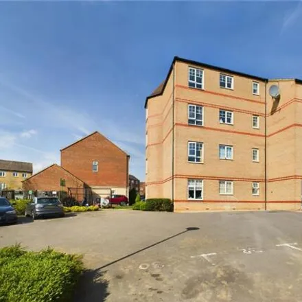 Buy this 2 bed apartment on unnamed road in West Northamptonshire, NN3 9GG