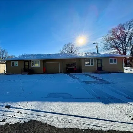 Image 1 - 320 4th Avenue East, Three Forks, Gallatin County, MT 59752, USA - House for sale