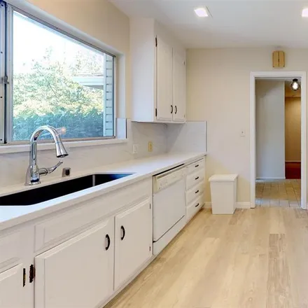 Rent this 1 bed room on 1237 Levin Avenue in Mountain View, CA 94040