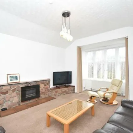 Image 5 - Alexandra Avenue, Lenzie, G66 5BB, United Kingdom - House for sale