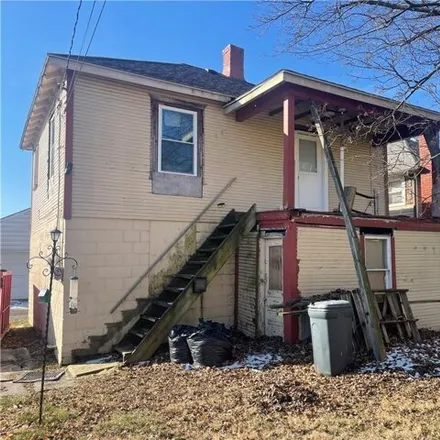 Buy this 1 bed house on 683 Line Avenue in Ellwood City, PA 16117