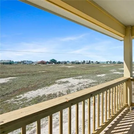 Image 7 - 205 Northwest Drive, Holiday Beach, Aransas County, TX 78382, USA - House for sale