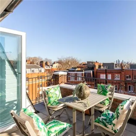 Buy this 2 bed townhouse on Egerton Gardens in London, SW3 2BY