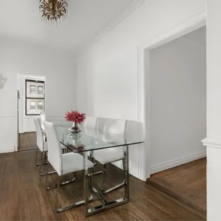 Image 4 - Astor Court Apartments, West 89th Street, New York, NY 10024, USA - Apartment for sale