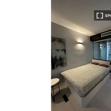 Rent this 4 bed room on Centro Infantil Bambi in Calle del Bispo, 28670 Villaviciosa de Odón