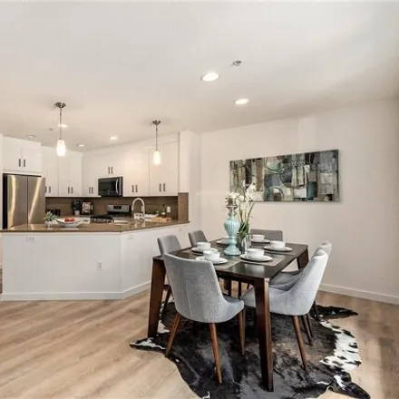 Image 5 - Jade Condos, 16th Street, Oakland, CA 94617, USA - Townhouse for sale