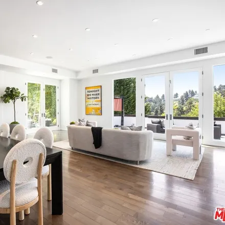 Image 4 - 1642 Lindacrest Drive, Beverly Hills, CA 90210, USA - House for sale