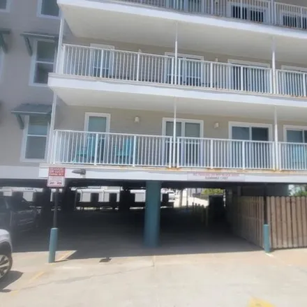 Buy this 2 bed condo on 198 South 38th Street in Mexico Beach, Bay County