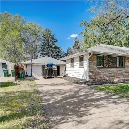 Image 4 - 4430 66th Avenue North, Brooklyn Center, MN 55429, USA - House for sale
