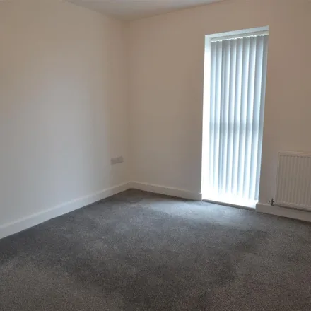 Image 5 - White Rose Way, Doncaster, DN4 5DJ, United Kingdom - Apartment for rent