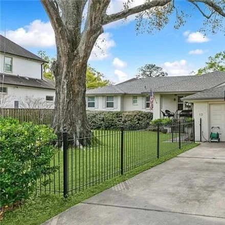 Image 3 - 17 Dove Street, New Orleans, LA 70124, USA - House for sale