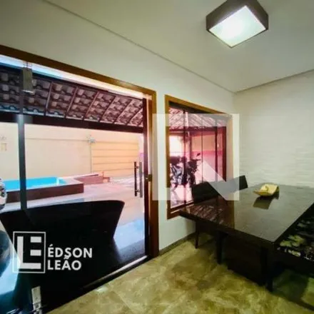 Buy this 4 bed house on Rua Wenceslau Braz in Copacabana, Belo Horizonte - MG
