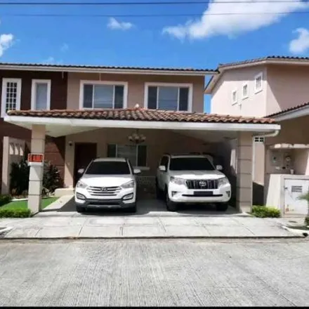 Rent this 3 bed house on Villa Tiber in Distrito San Miguelito, Panama City