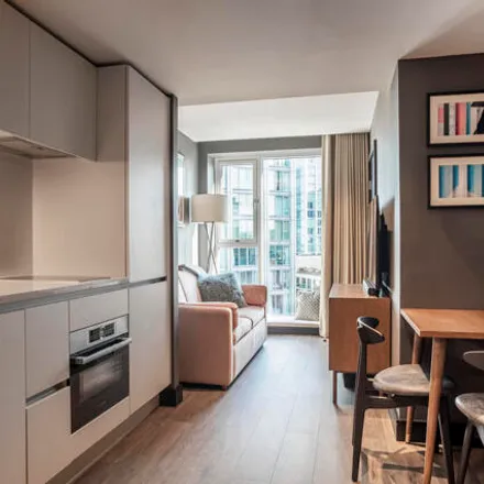 Rent this studio apartment on Good Pizza in 13 White Church Lane, London