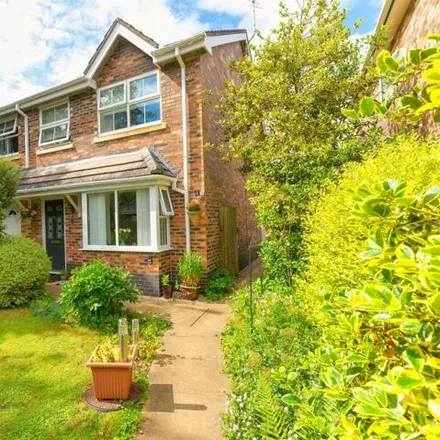 Buy this 3 bed duplex on Oakwood Close in Whittington, SY11 4PT