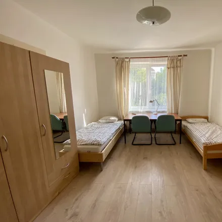 Image 3 - Buštěhradská, 162 01 Prague, Czechia - Room for rent