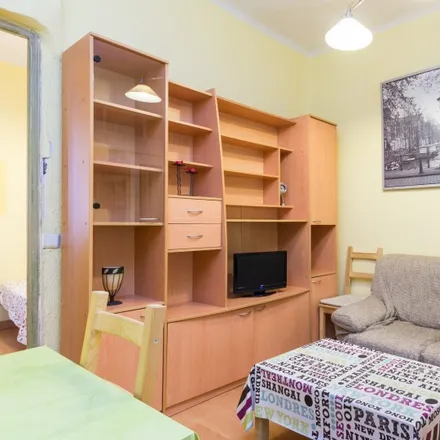 Rent this 2 bed apartment on Madrid in Calle de Ardemans, 63