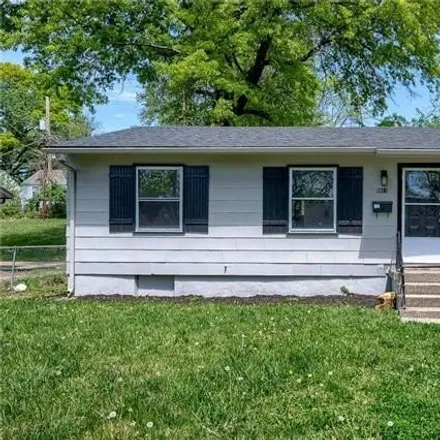 Buy this 3 bed house on 5013 Manchester Avenue in Kansas City, MO 64129