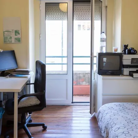 Rent this 8 bed room on Avenida Óscar Monteiro Torres 49 in Lisbon, Portugal