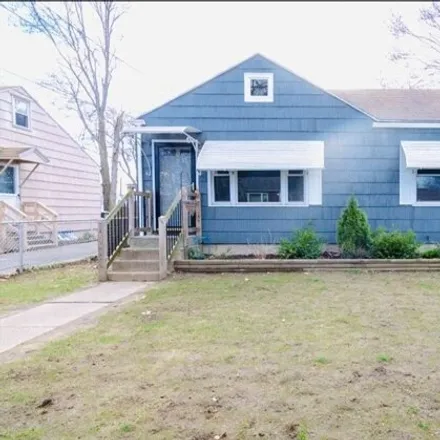 Buy this 2 bed house on 54 Georgetown Street in East Springfield, Springfield