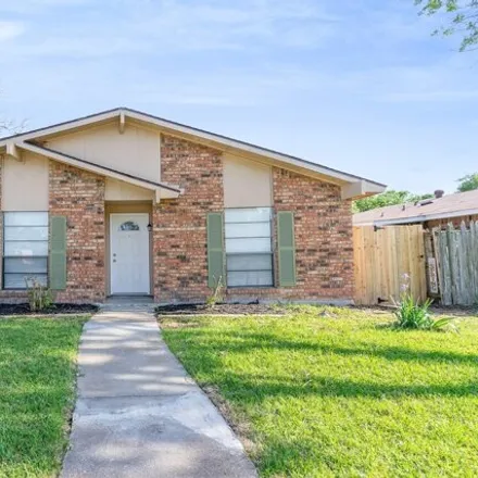 Buy this 3 bed house on 8826 Willowbrook Drive in Rowlett, TX 75088