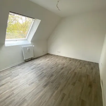 Rent this 1 bed apartment on Im Grund 18 in 59174 Kamen, Germany