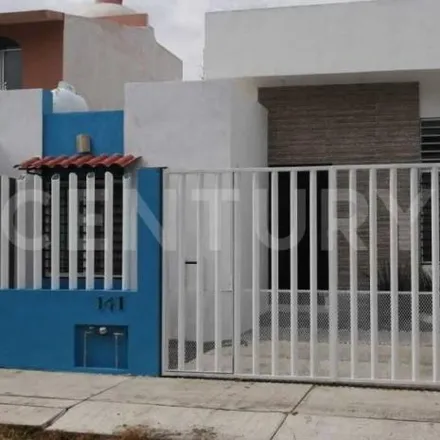 Rent this 3 bed house on Calle Pedro Cervantez Vázquez in Residencial Esmeralda, 28000 Colima City